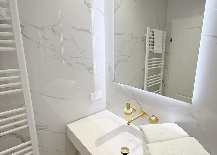 Aparthotel Rafael Kaiser - Signature Centre 4*